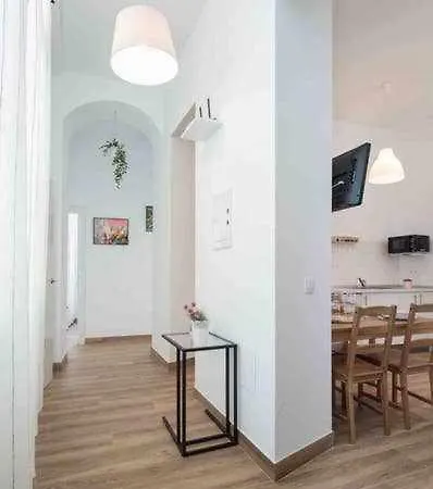 Alcazaba Apartamento *